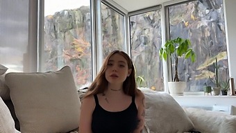 Tattooed Babe Gives A Hardcore Blowjob In Pov