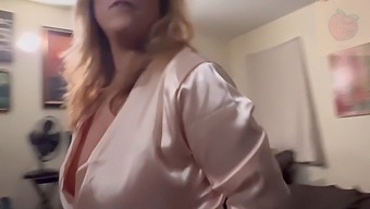 Daddy'S Girl Fulfilled The Fantasy Of A Step Mom With A Custom Video.